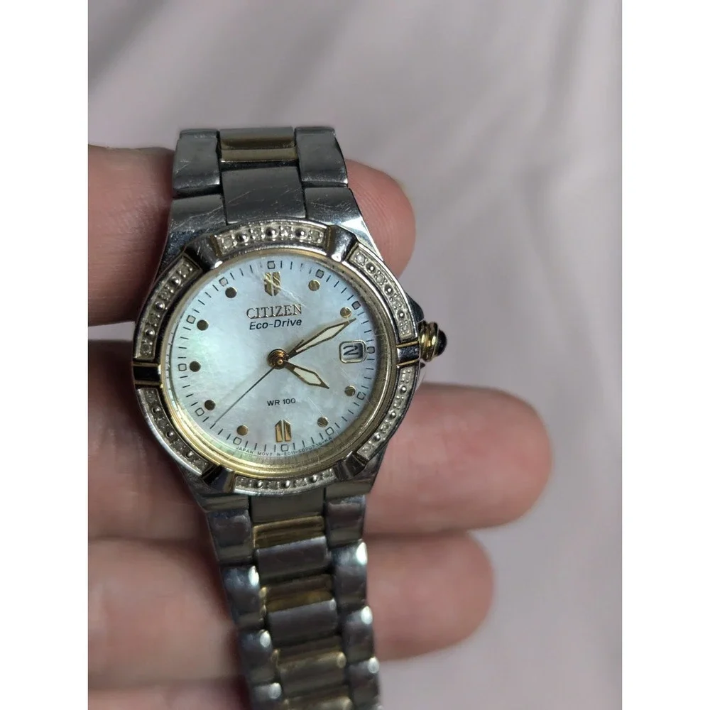 WORKING Citizen Eco-drive‎ Diamond accent 2 tone Womens mother of pearl Watch